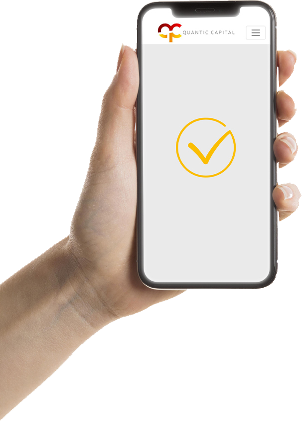 vector mano con teléfono